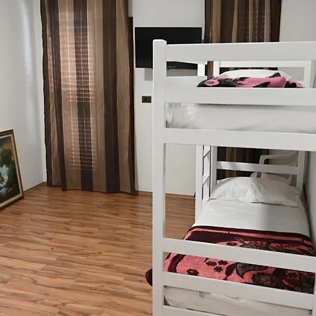 Hotel Freedom Lezhe