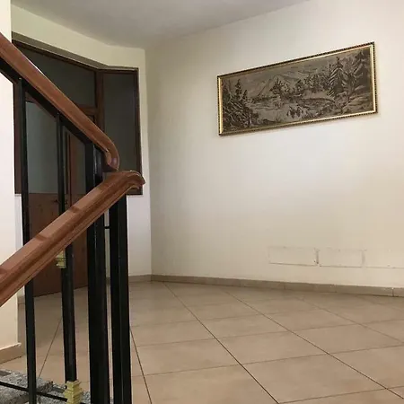 Freedom فندق Lezhë